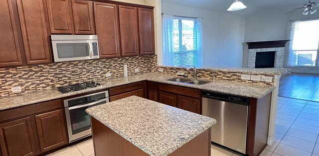 Photo - 620 Calliopsis St