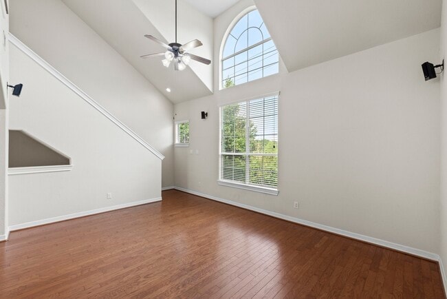 Photo - 3334 Clearview Villa Way
