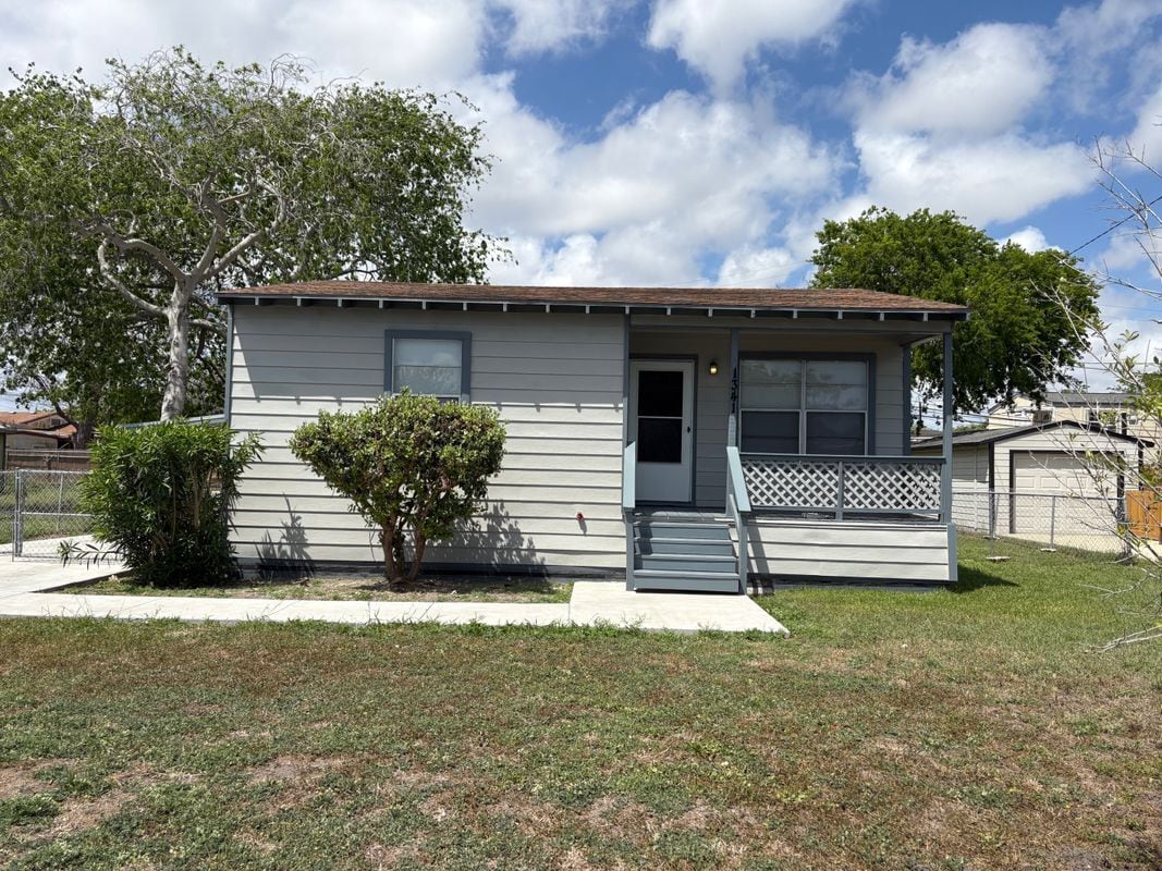 Photo - 1341 Daytona Dr