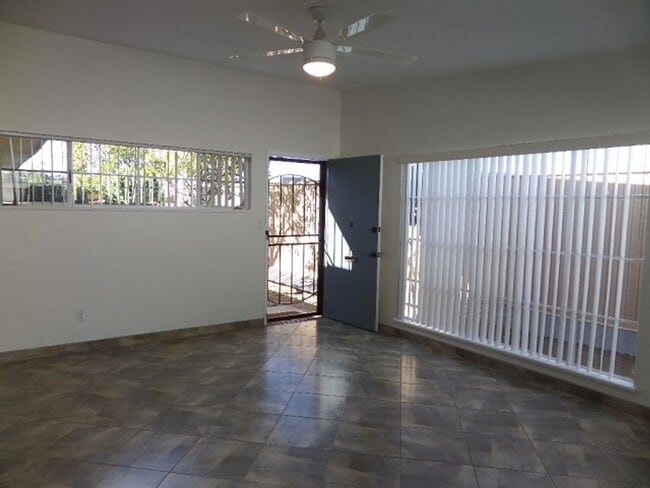 7991 Normal Ave Unidad 7991