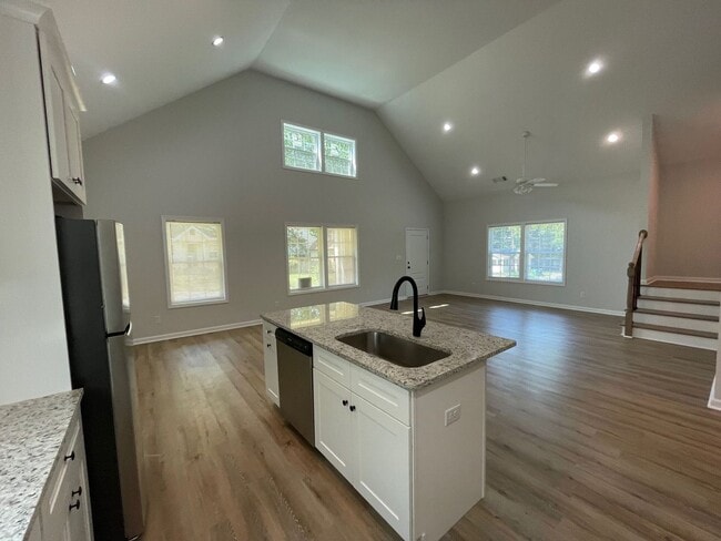 Photo - 5 Bed Home Available August 2026!