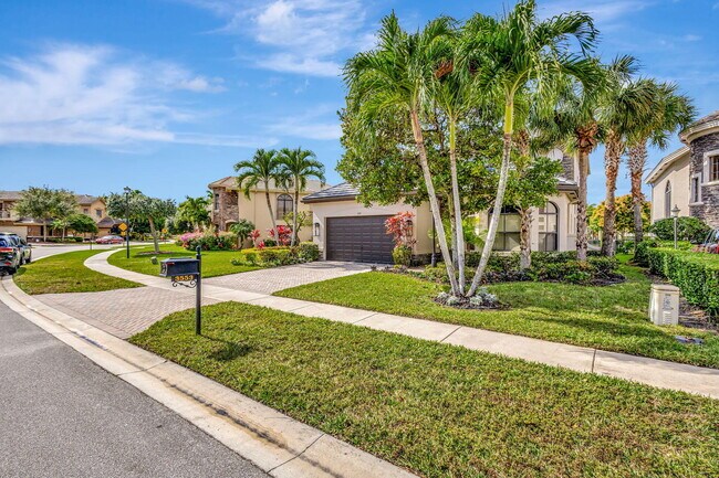 Photo - 3553 Collonade Dr