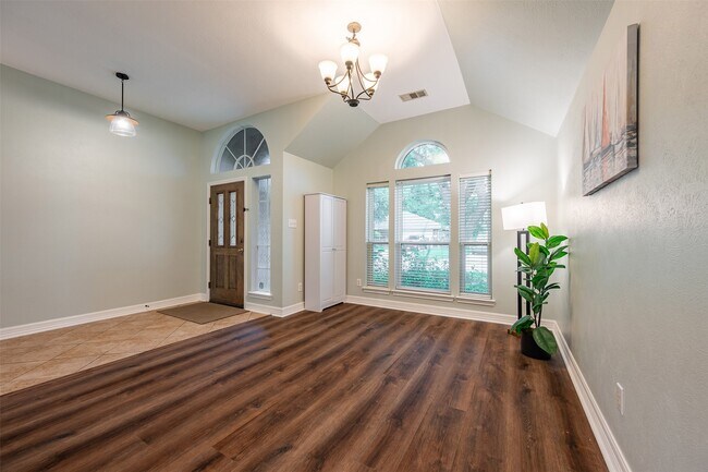 Photo - 18310 Cobblestone Dr