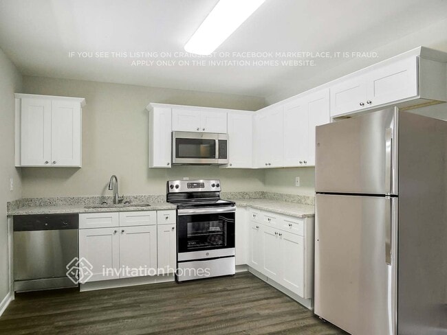 Photo - 4085 Brewer Dr SW