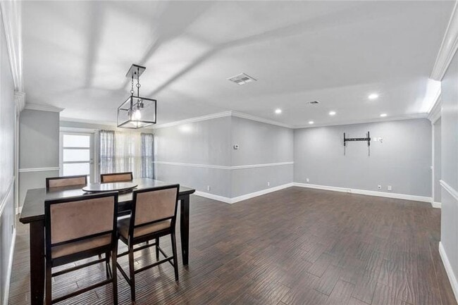 Photo - 5820 NW 56th Pl
