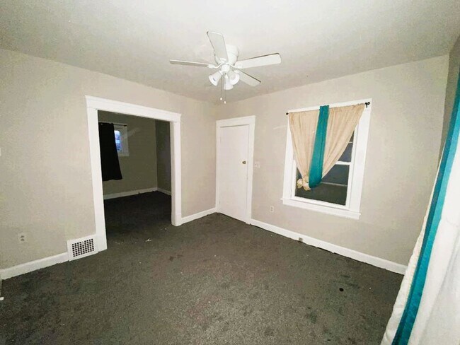 Photo - 12502 Forest Ave Unit 2