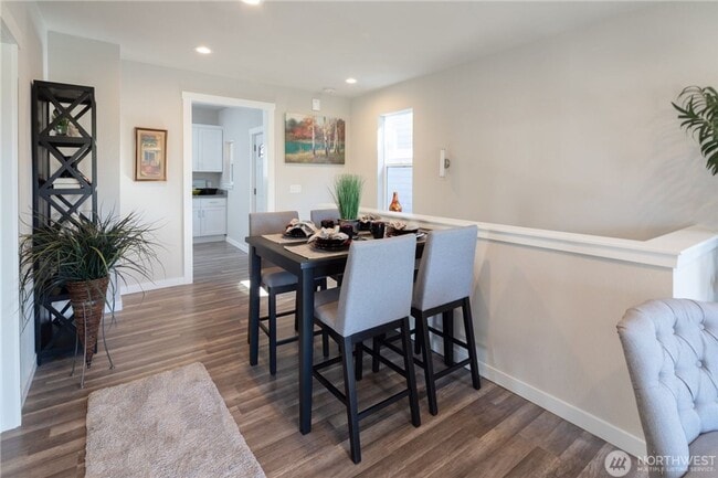 Photo - Updated 4bed/2bath Home in Walkable location!