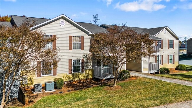 Photo - 5521 Hornaday Rd