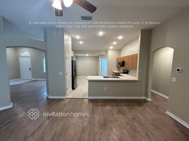 Photo - 3702 Treeline Dr