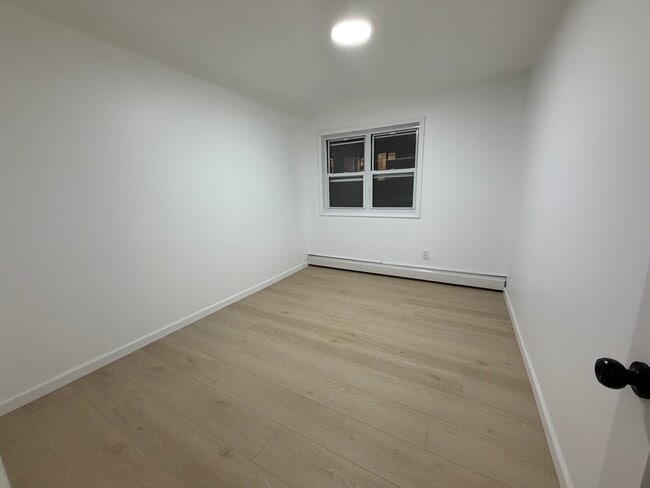 Photo - 348 Bleecker St