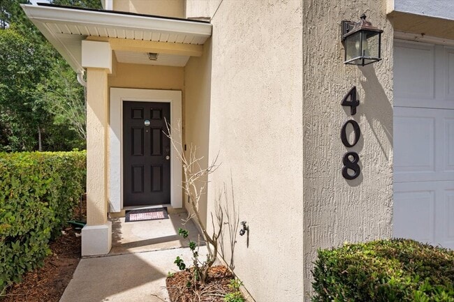 Photo - 408 Walnut Dr