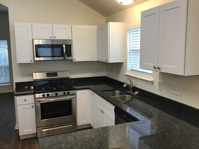 Photo - 2543 Fox River Ln