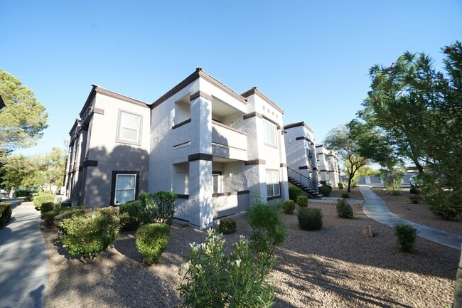 Photo - SHOWINGS AVAILABLE NOW Unit 2061