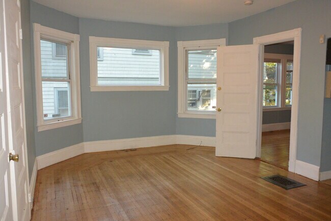 Photo - 56 Ridgemont St Unit 1