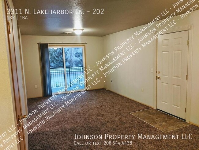 Photo - 3311 N Lakeharbor Ln Unidad 202