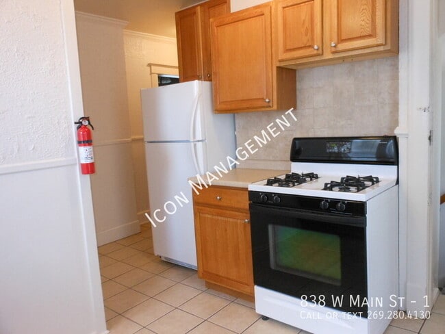 838 W Main St Unidad 1