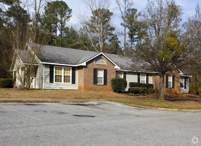 Photo - Sylacauga Garden Apartments