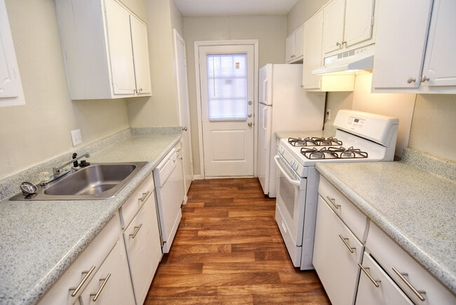 The Ridgmar Oaks Apartments