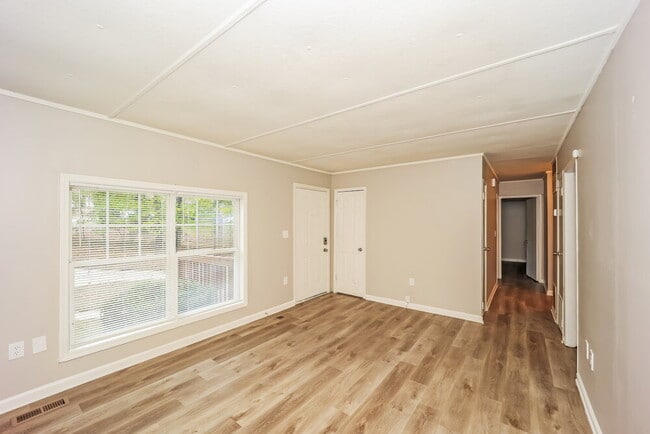 Photo - 6608 Dorian Dr