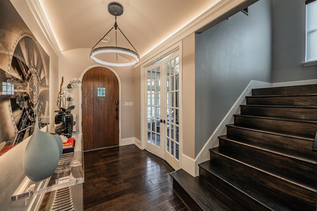 Photo - 5543 Miller Ave