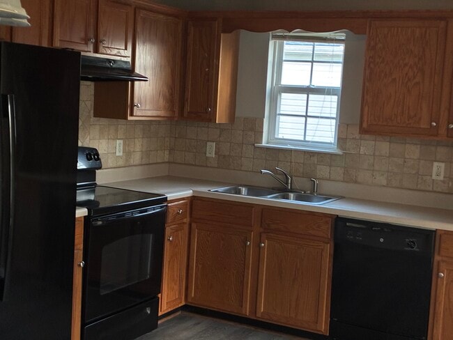 Photo - 110 Ashbury Dr