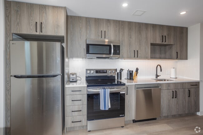 Studio - 505SF - Kitchen