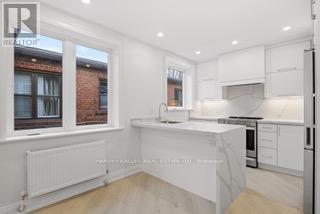 Photo - 1006 Eglinton Ave W