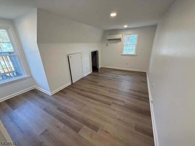 Photo - 173 US-46 Unit 2A