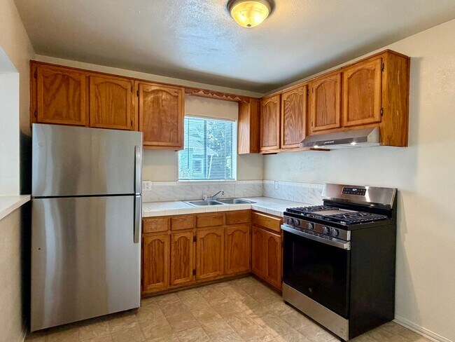 2522-2524 Lancaster Ave