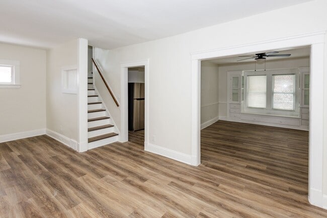 Photo - 3971 E 71st St