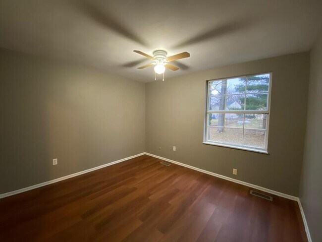635 Southbriar Rd