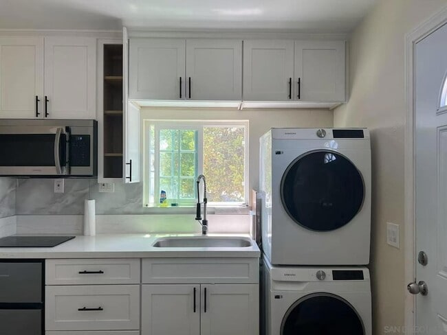 Building Photo - 6708 Barnhurst Dr Rental