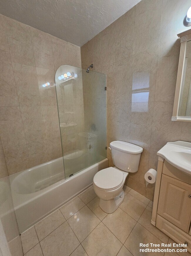 191 Winthrop Rd Unit 4