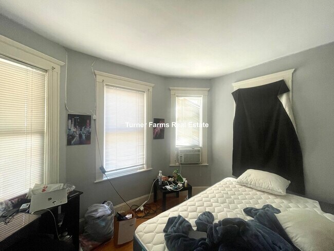 55 Bristol Rd Unit 1
