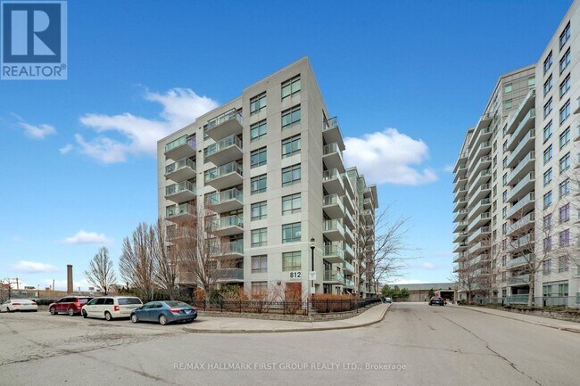 Photo - 812 Lansdowne Ave Unit 918