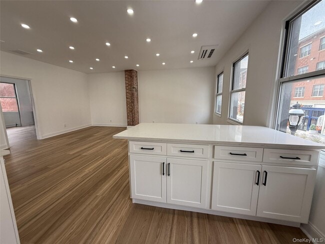 Photo - 297 Halstead Ave