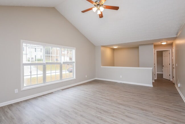 Photo - 5539 Princeton Oaks Ln