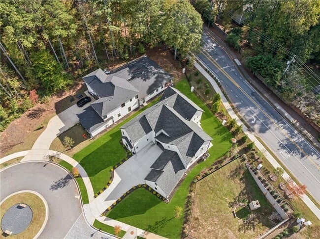 Photo - 115 Thome Dr