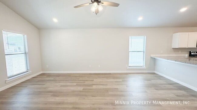 Photo - 3520 Turner Ave