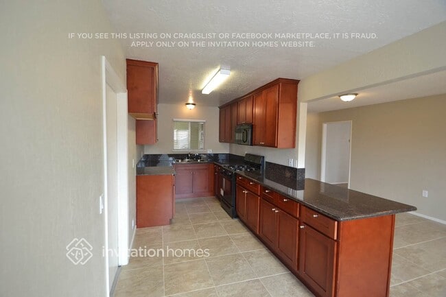 Photo - 132 Winchell Ct