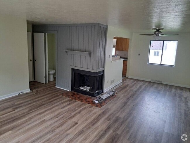 Building Photo - 3160 Camberly Dr Rental