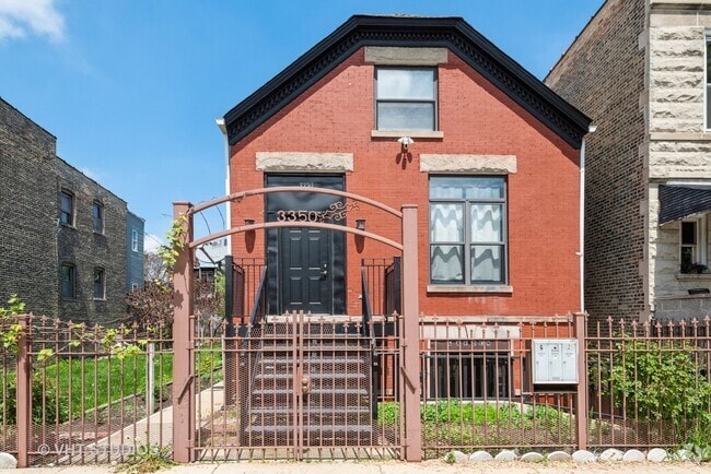 Building Photo - 3350 W Division St Rental