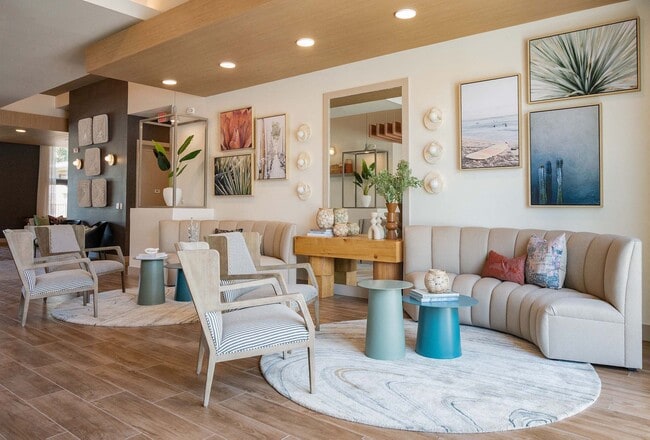 Building Photo - Alta Berry Creek