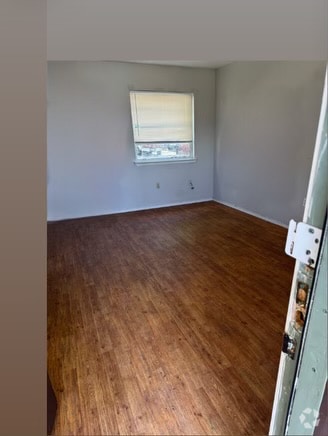Building Photo - 750 Bonham St Rental