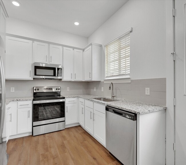 Photo - 2703 Rockhill Rd