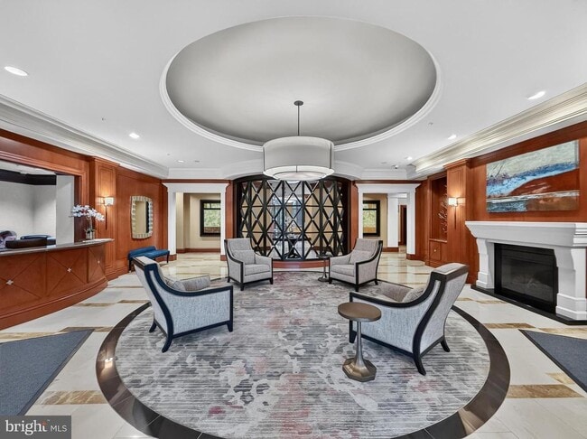 Building Photo - 8220 Crestwood Heights Dr Unit 1912