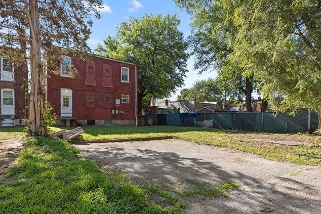 Photo - For Rent: Spacious 4 Bedroom Home in South...