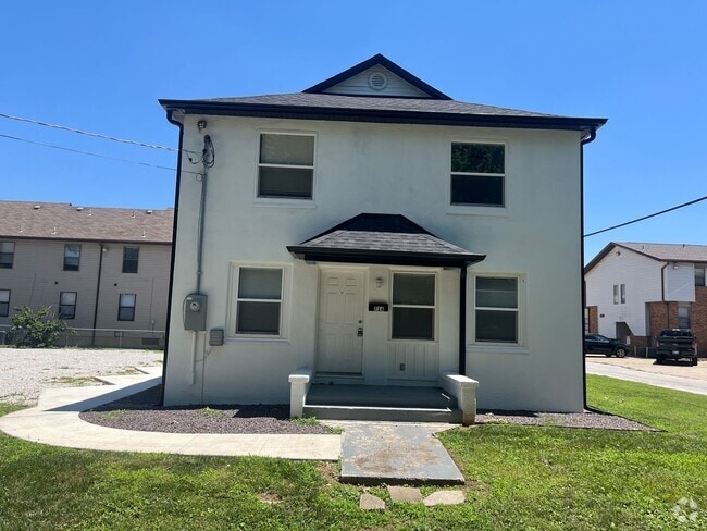Building Photo - 714 S Thomas Ave Unit 714 S. Thomas Ave Rental