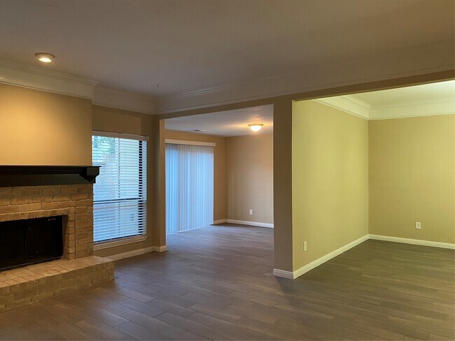 Photo - 12625 Memorial Dr Unidad 137