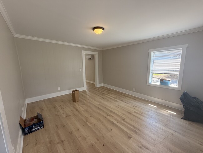 Photo - 1402 5th Ave N